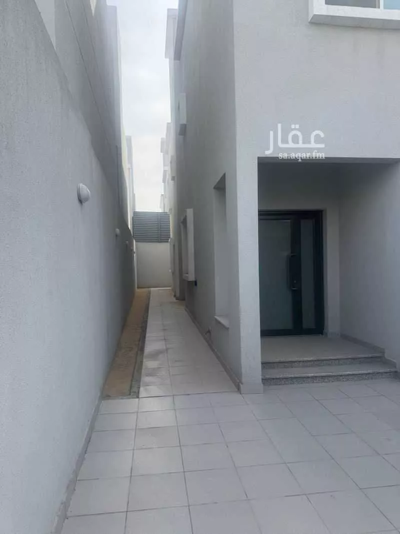 فيلا 6 غرف في الأمانة 5