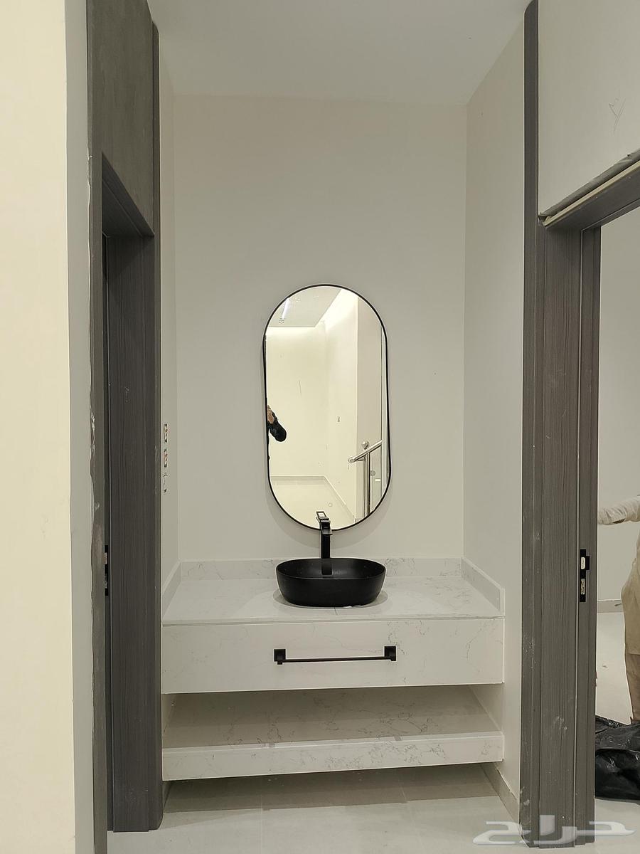 فيلا 9 غرف في احد 5