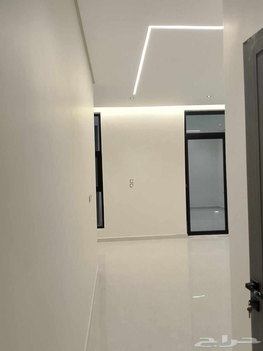 فيلا 9 غرف في احد 9