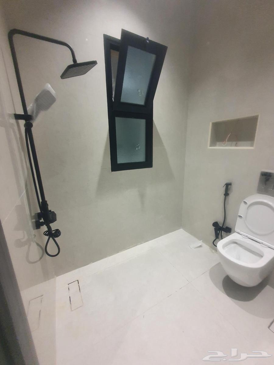 فيلا 9 غرف في احد 14