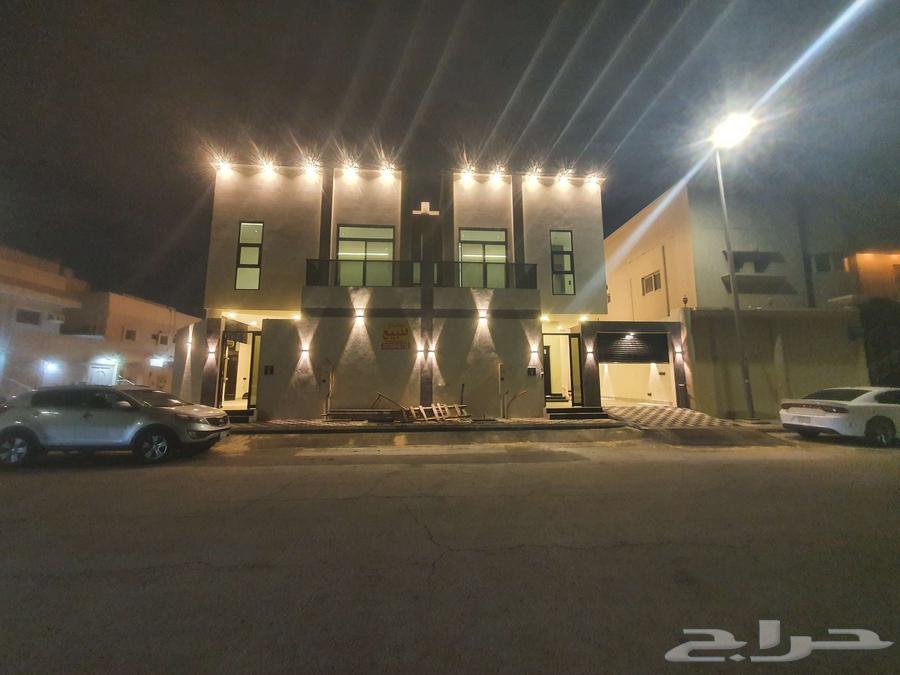 فيلا 9 غرف في احد 20