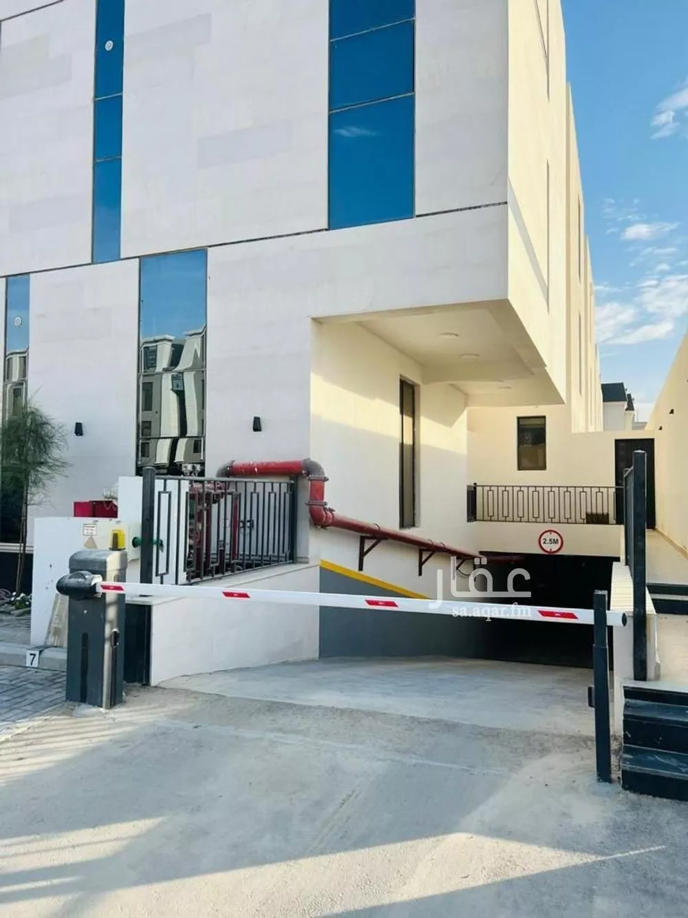 شقة 3 غرف في العارض 12