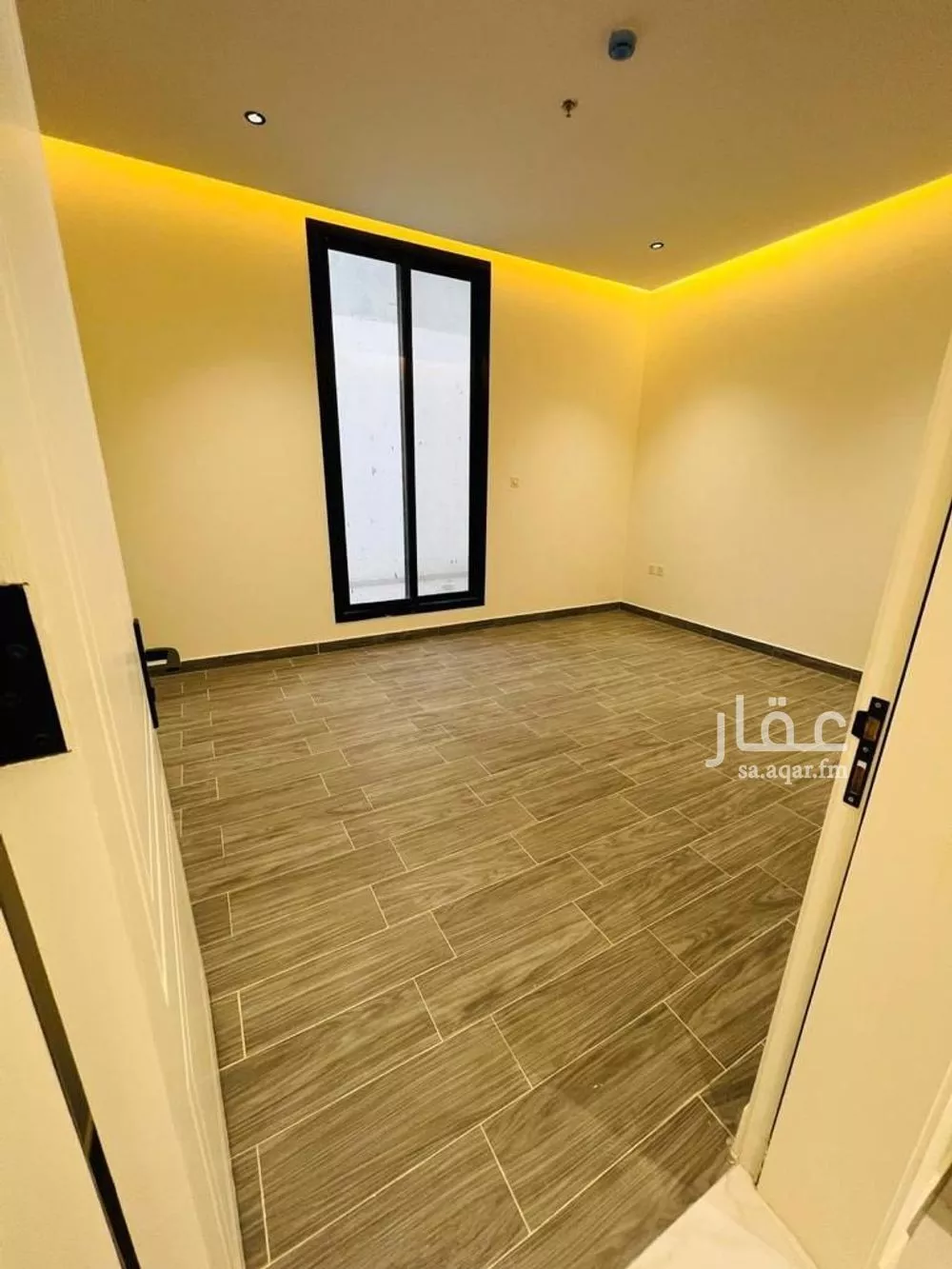 شقة 3 غرف في العارض 8