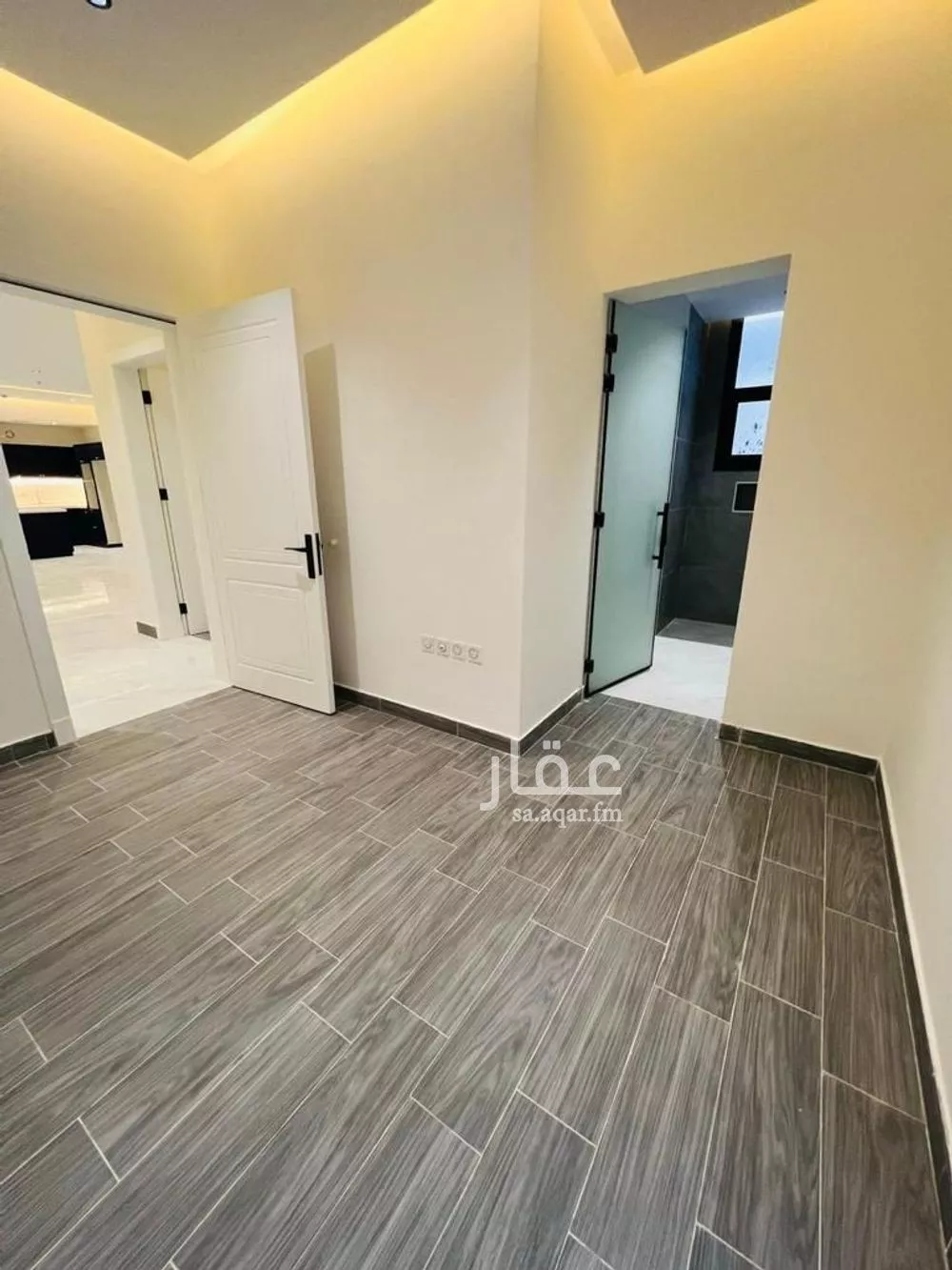 شقة 3 غرف في العارض 10