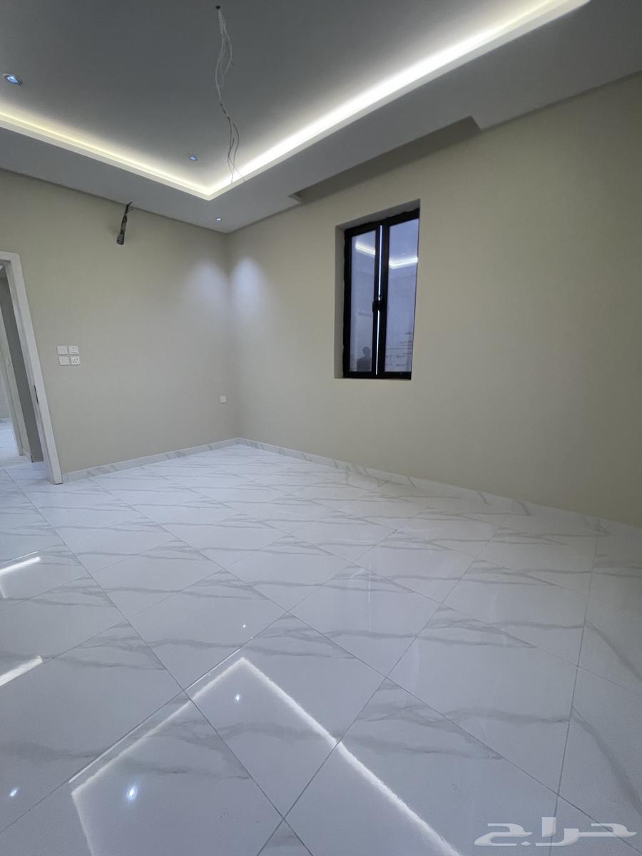 6 bedroom apartment in Al Khalidiyyah 2