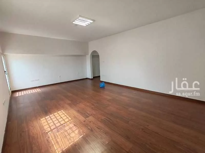 فيلا 6 غرف في البغدادية الغربية 4