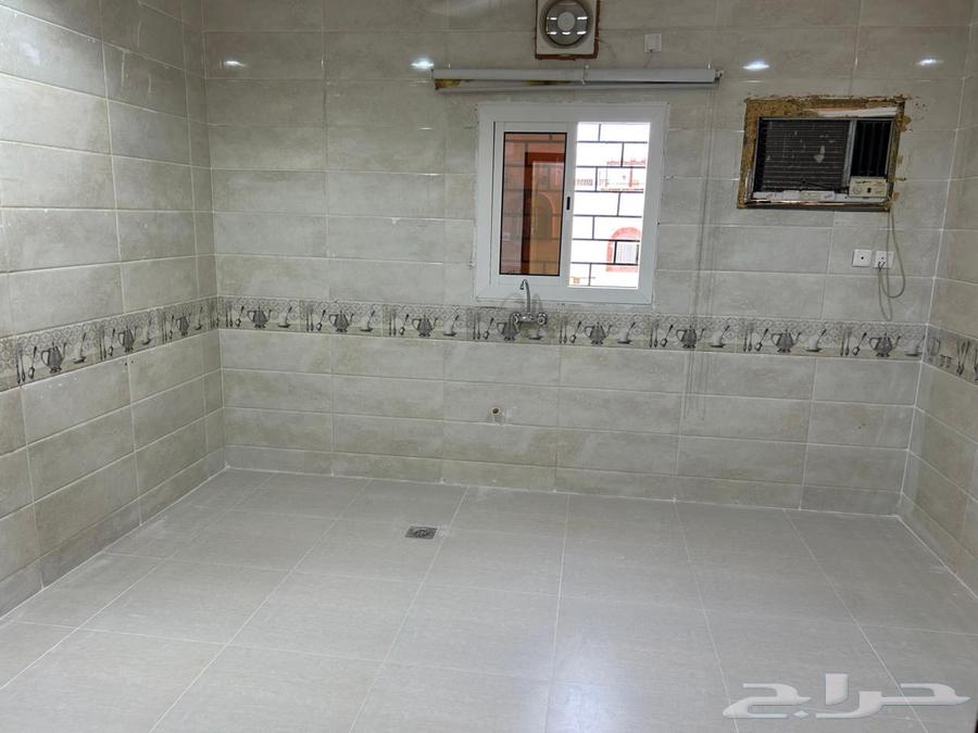3 bedroom apartment in Al Matar 5