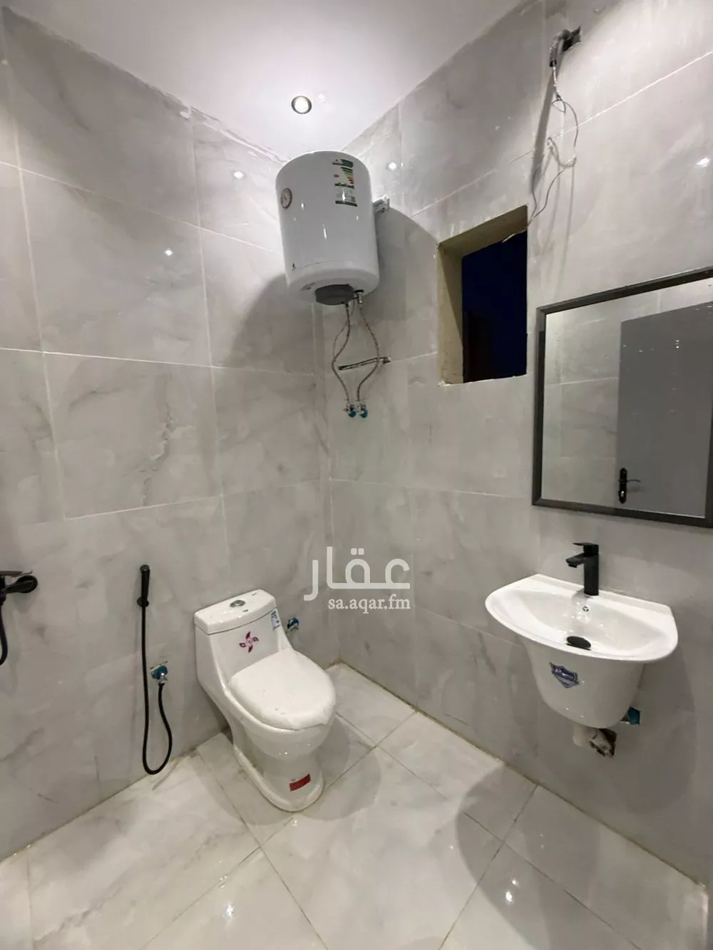شقة 1 غرف في الملك فيصل 7