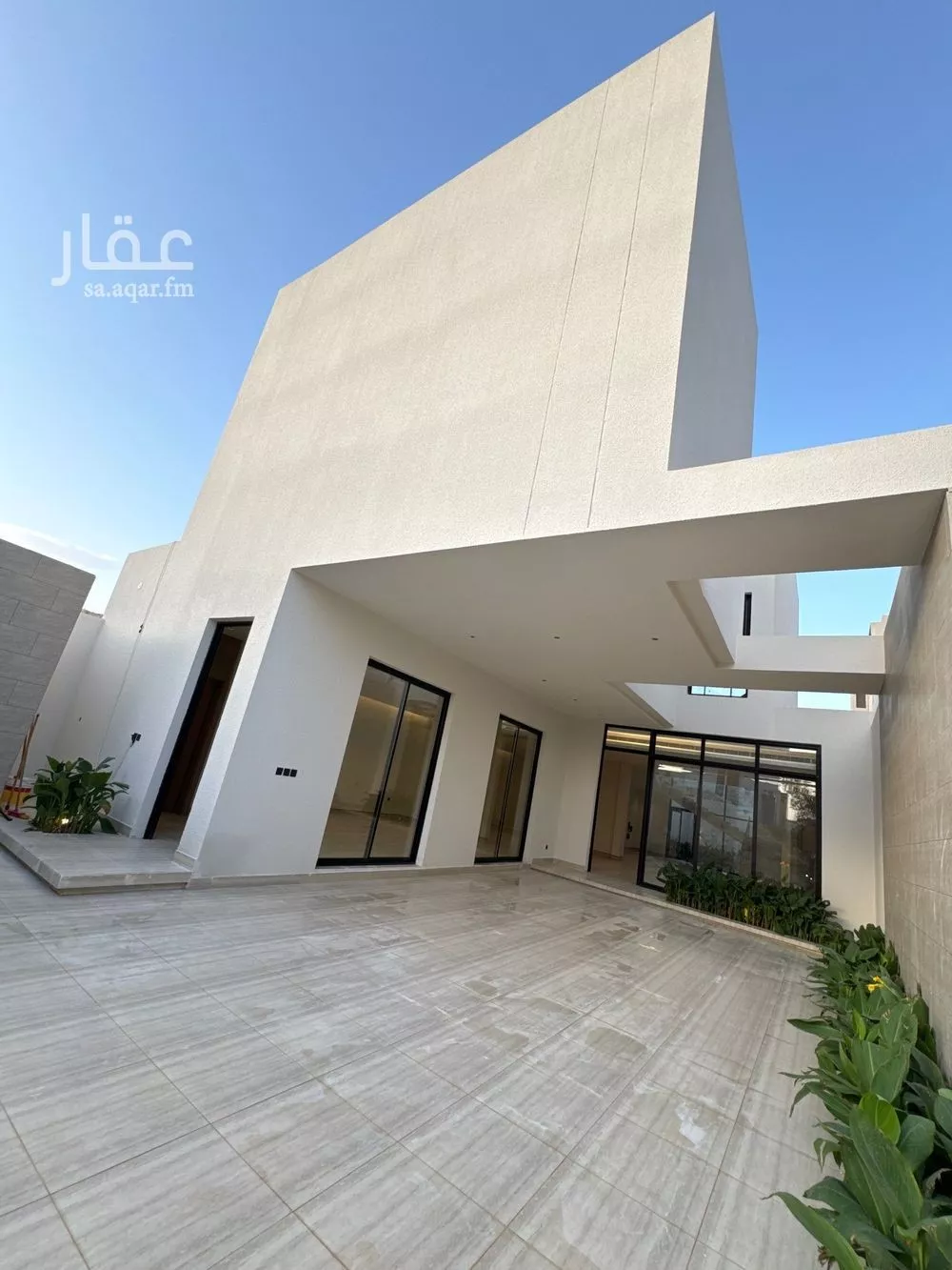 فيلا 4 غرف في النرجس 2