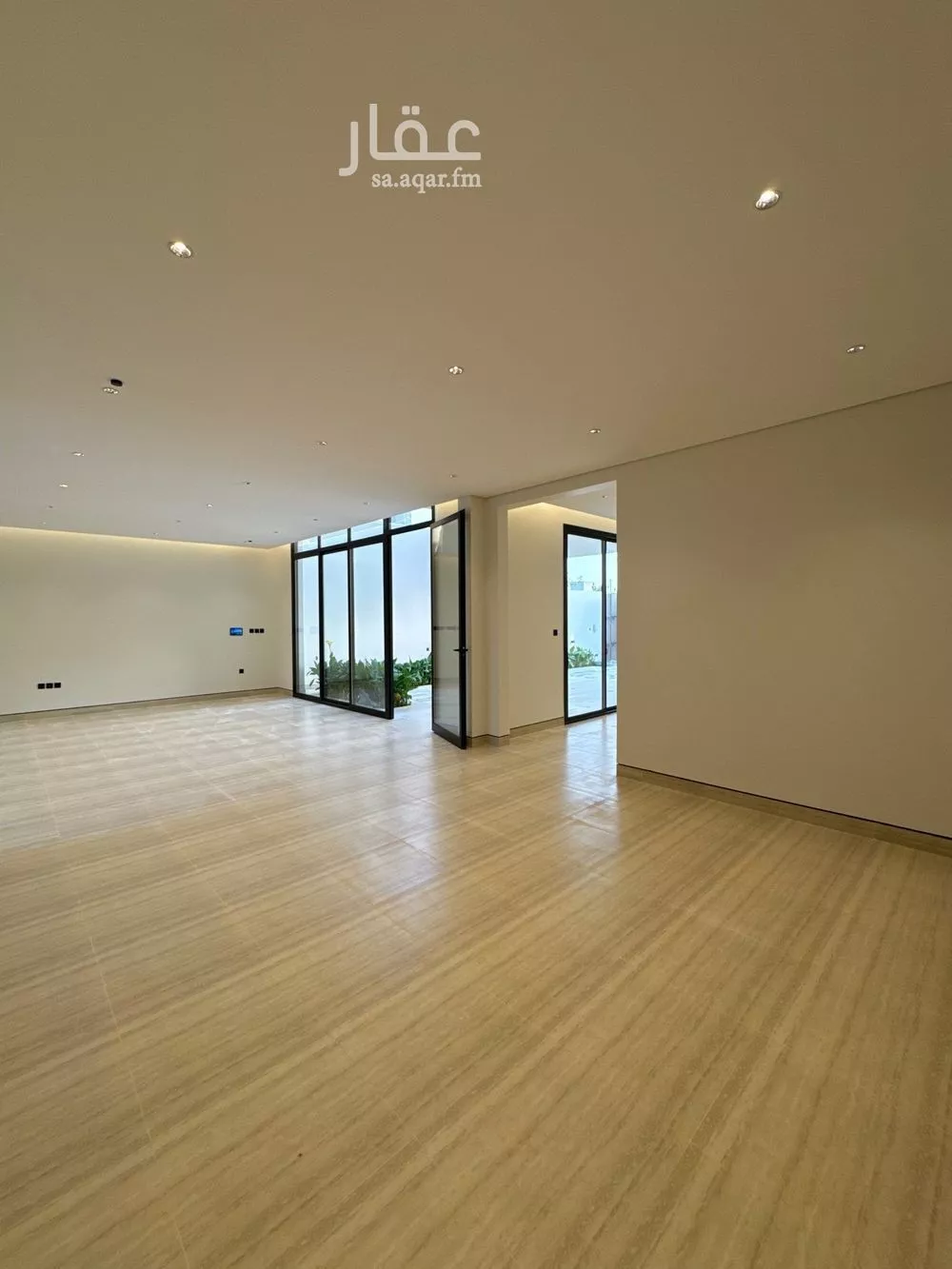 فيلا 4 غرف في النرجس 5