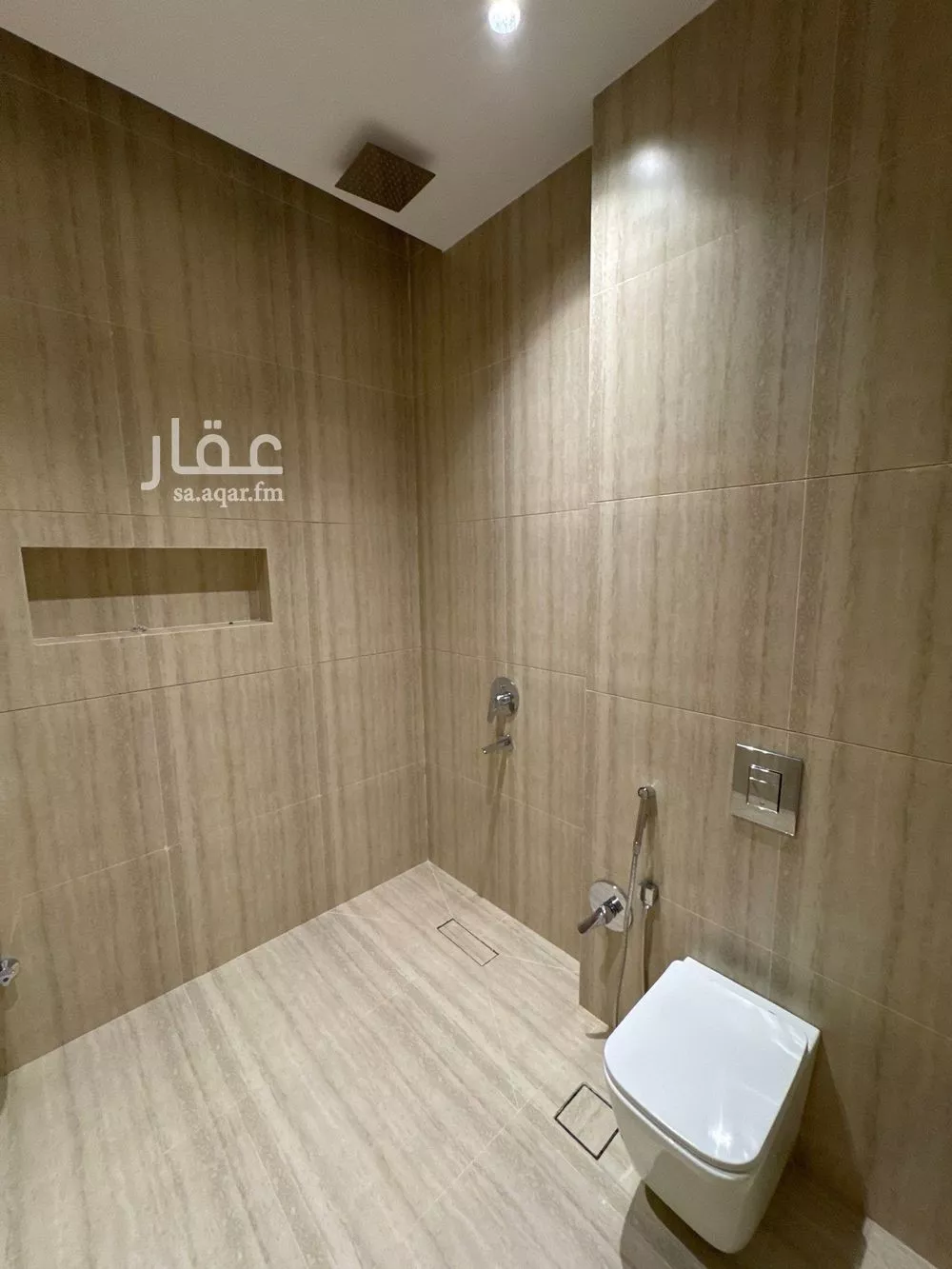 فيلا 4 غرف في النرجس 10