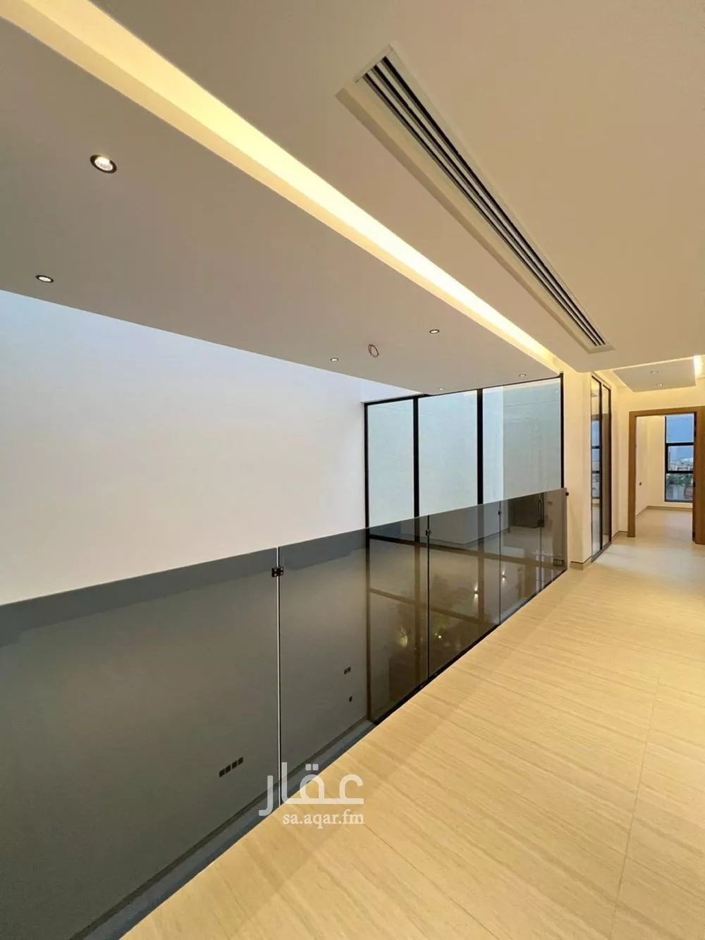 فيلا 5 غرف في العارض 9