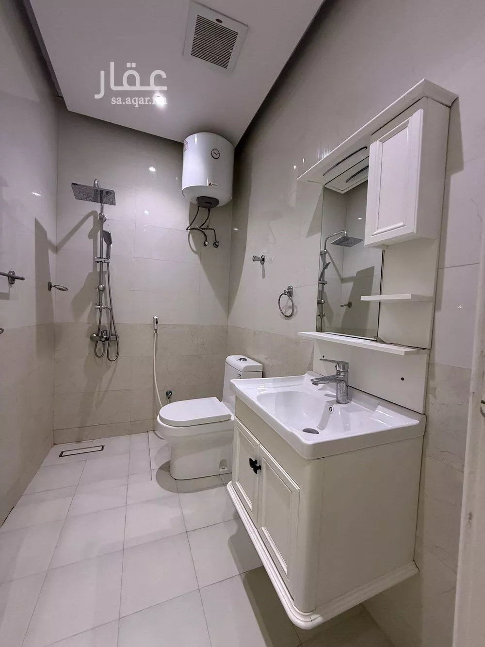 دور 3 غرف في النرجس 18