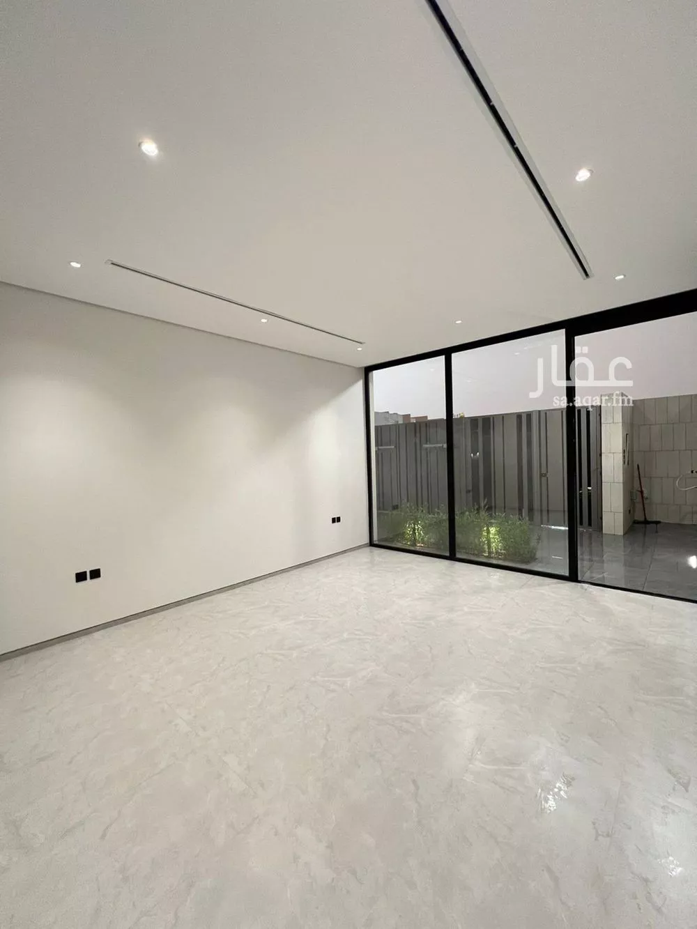 فيلا 5 غرف في النرجس 2