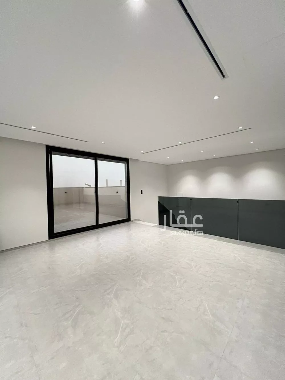 فيلا 5 غرف في النرجس 9