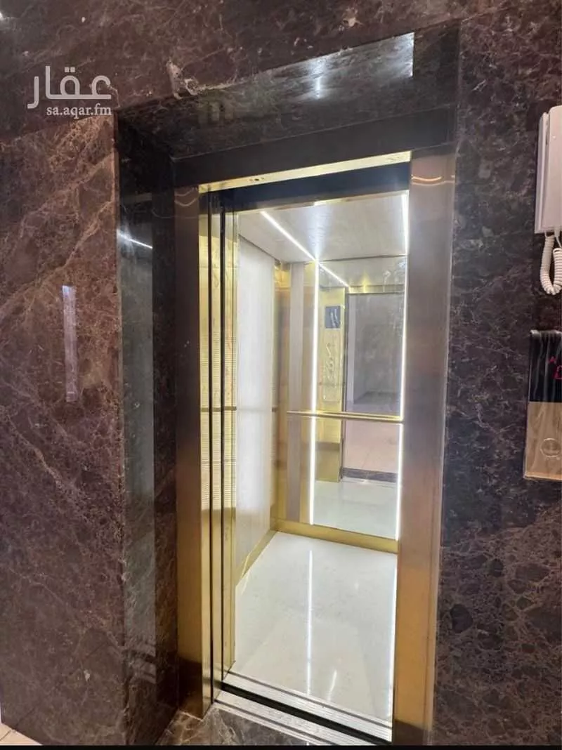 فيلا 10 غرف في الروضة 2