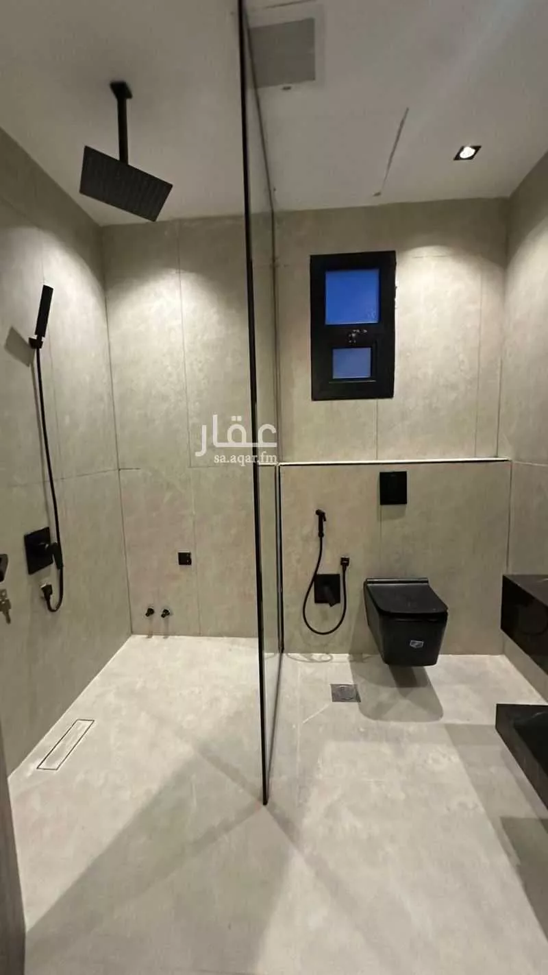 7 bedroom villa in Ash Sharq 9