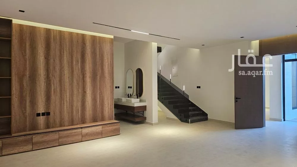 5 bedroom villa in Al Farouq 16