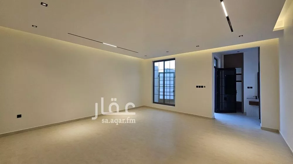 5 bedroom villa in Al Farouq 7