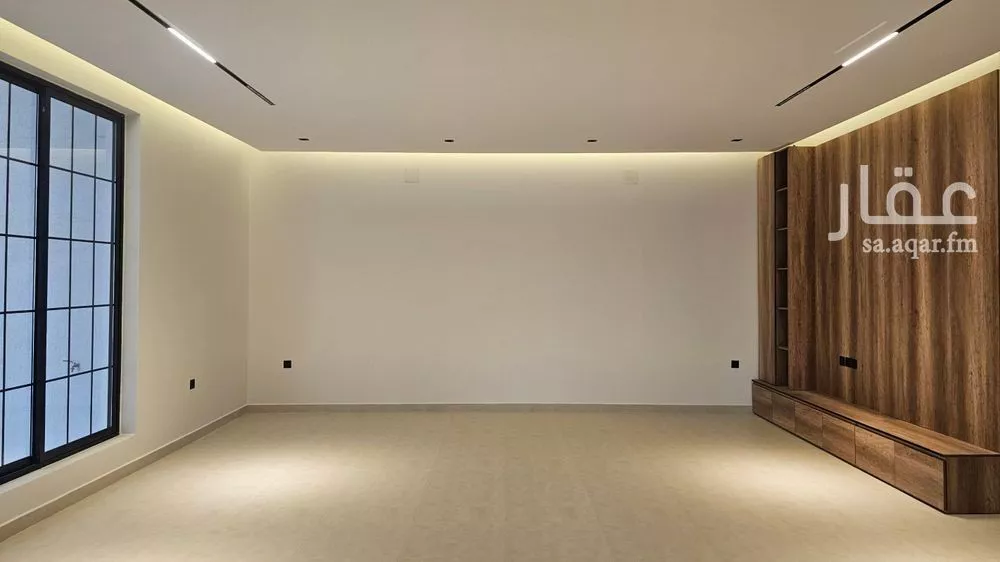 5 bedroom villa in Al Farouq 9