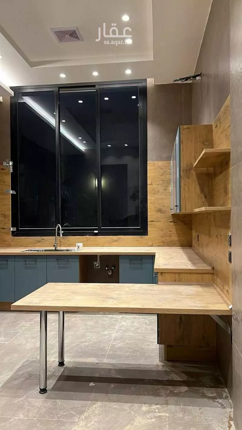 فيلا 10 غرف في الملك فهد 11