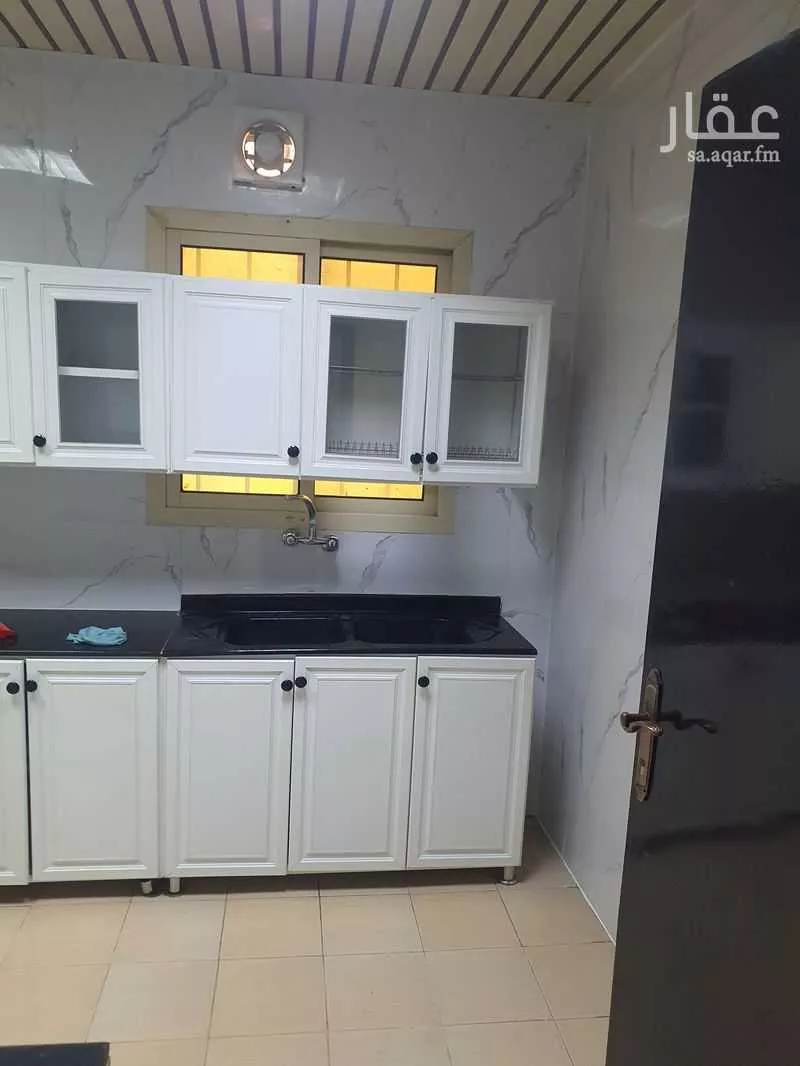 3 bedroom floor in Okaz 3