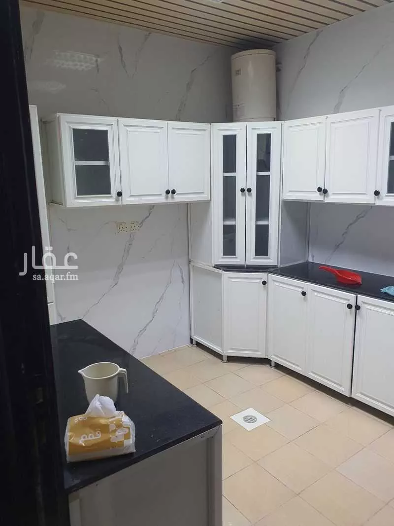 3 bedroom floor in Okaz 4