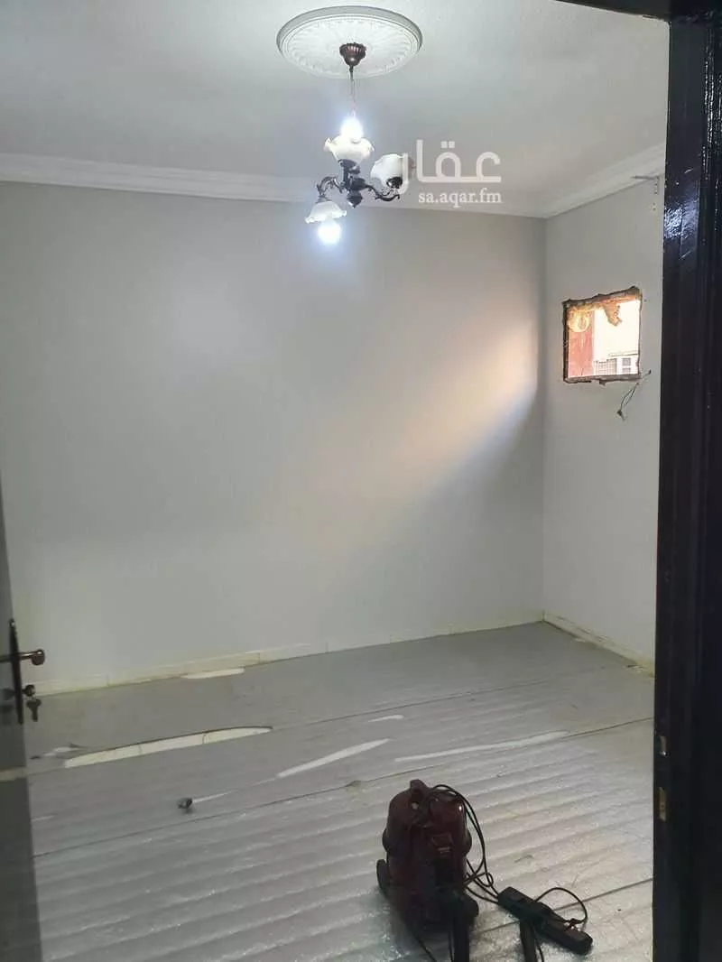 3 bedroom floor in Okaz 8