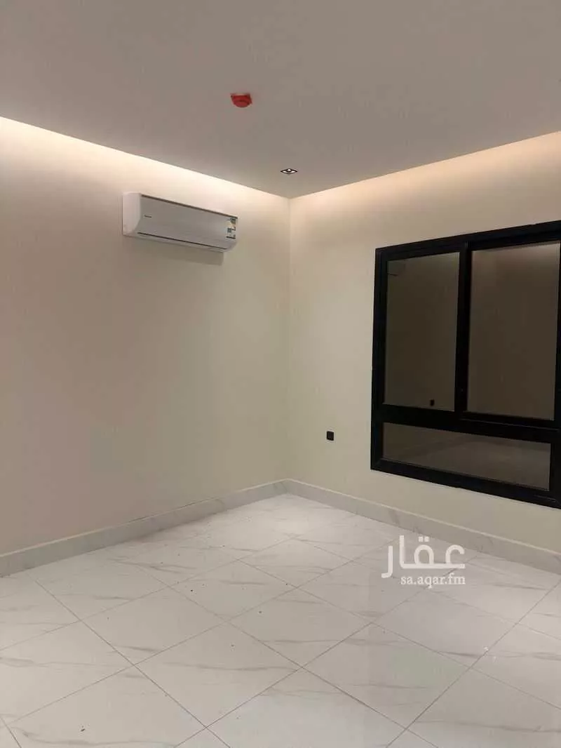 شقة 4 غرف في الحمرا 8