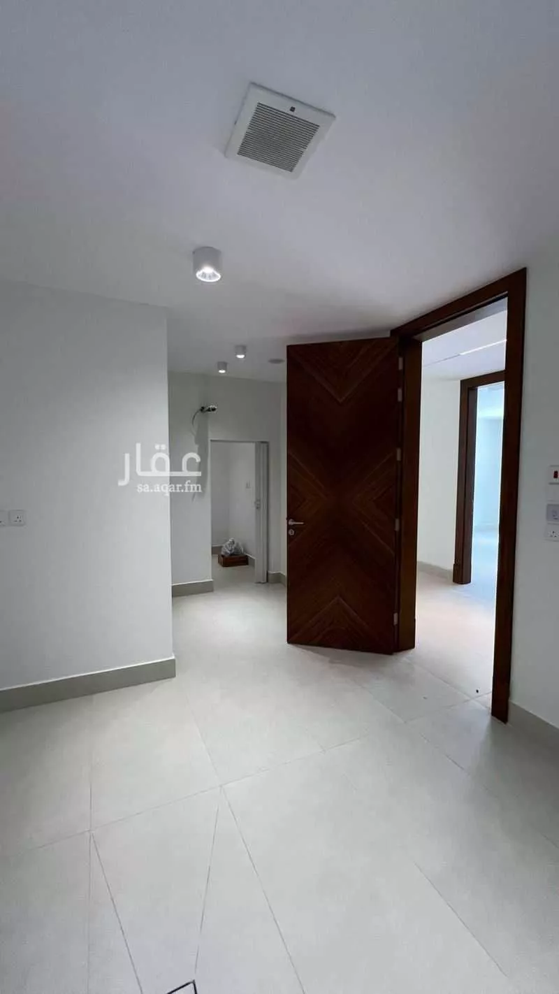 فيلا 6 غرف في النزهة 19