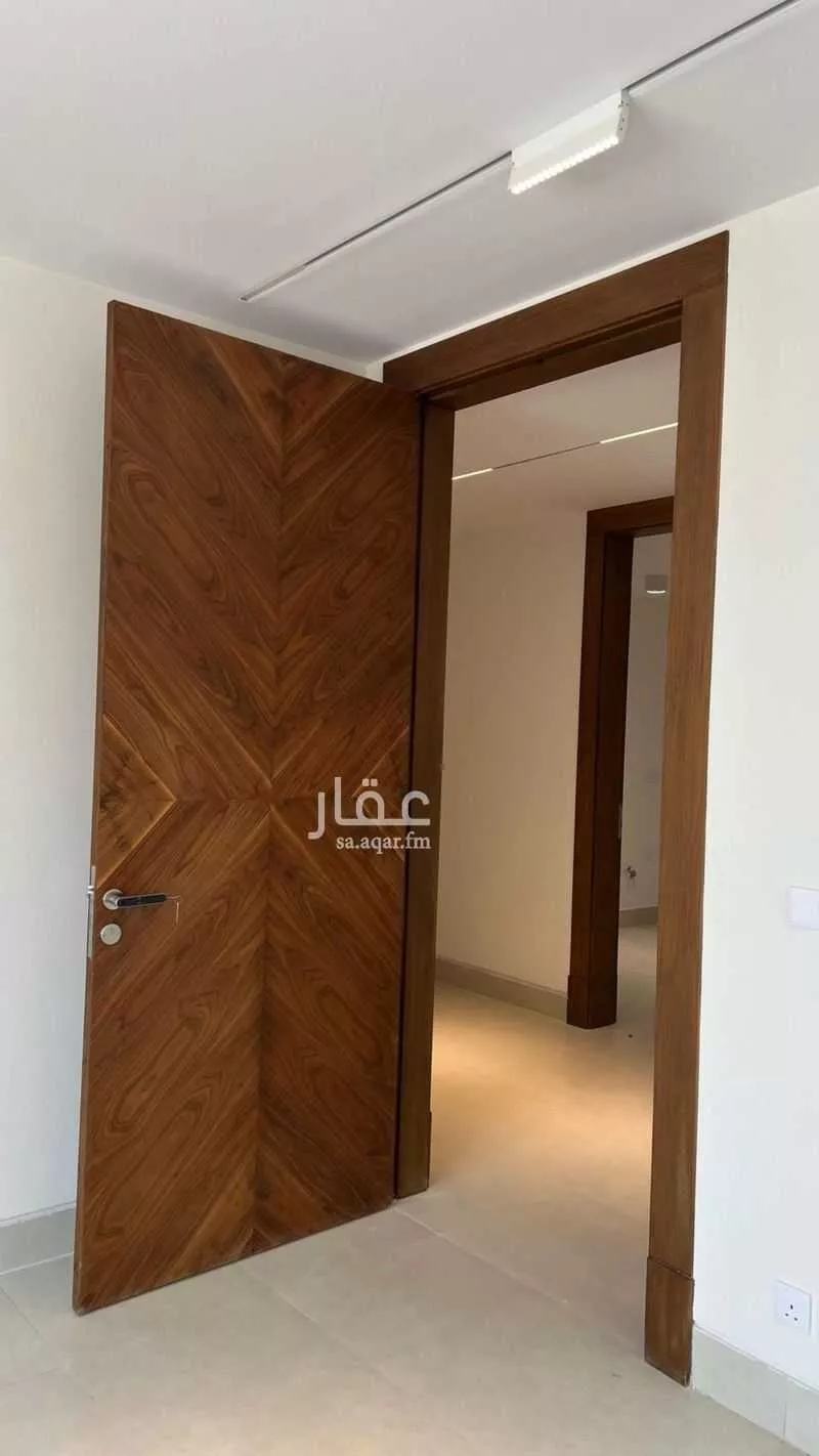 فيلا 6 غرف في النزهة 21