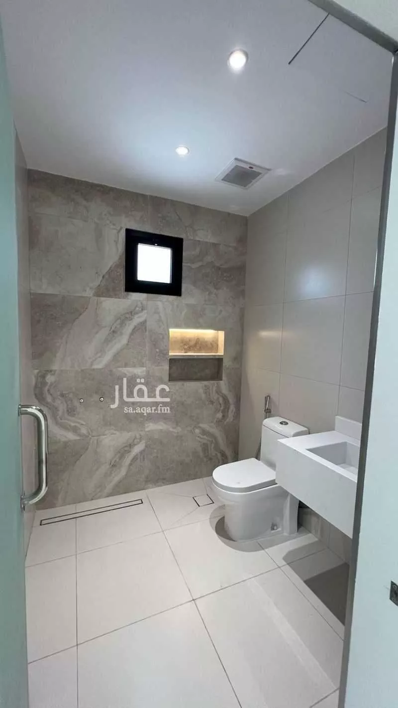 فيلا 6 غرف في النزهة 6