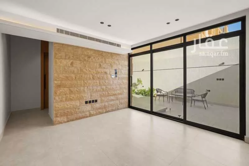 دور 5 غرف في العارض 4