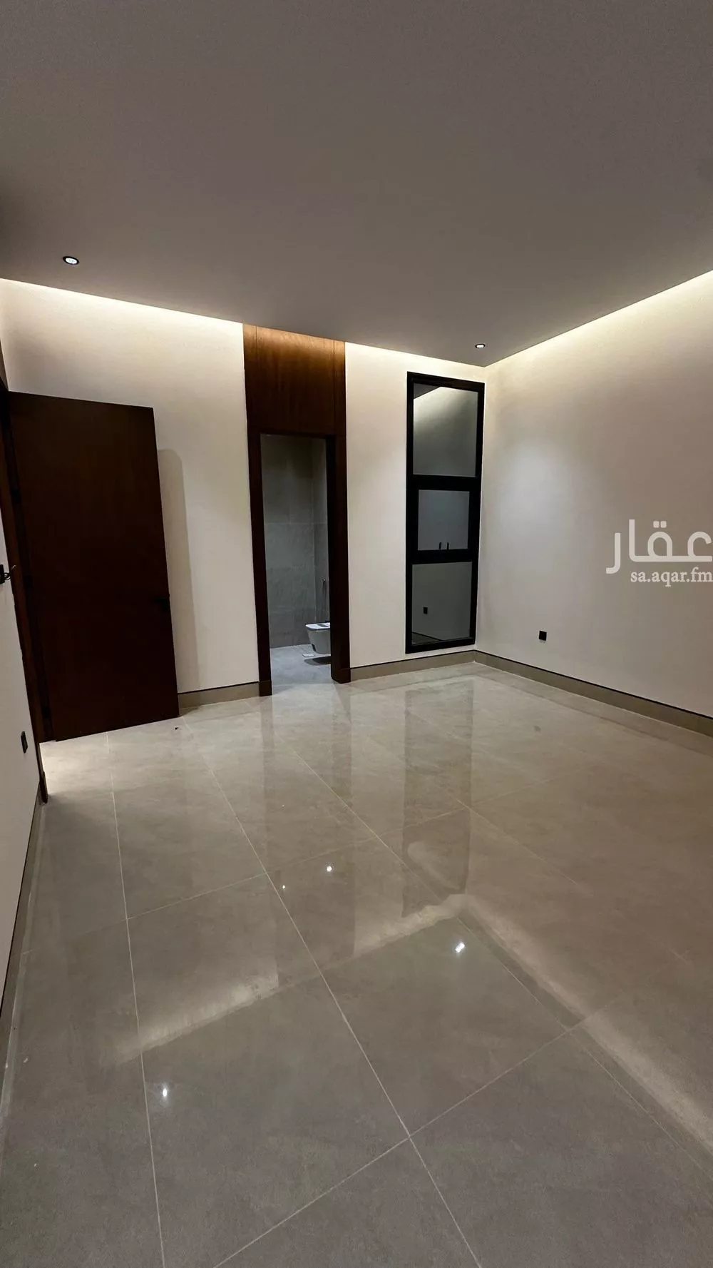 عمارة 375 م² في المهدية 15