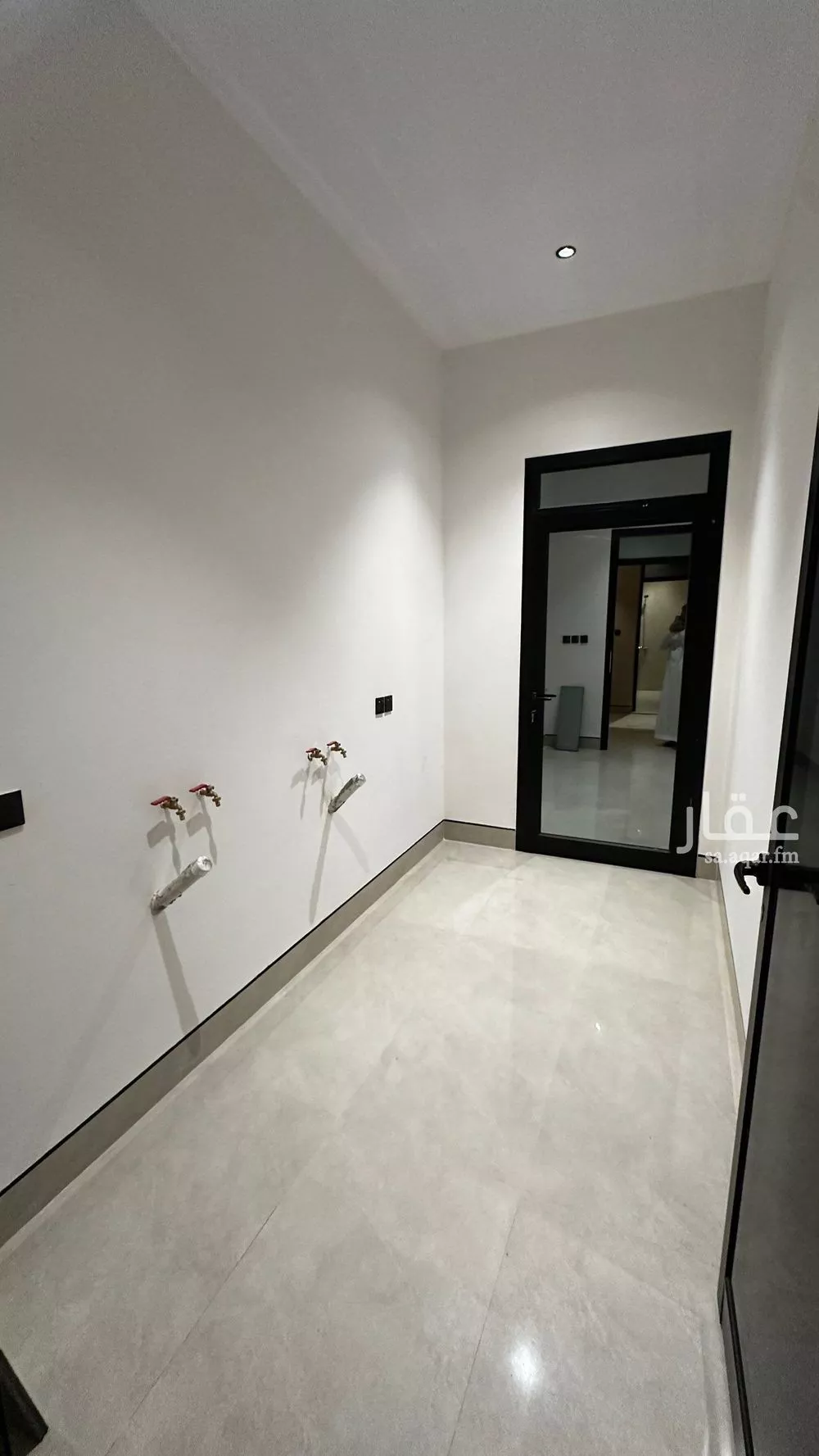 عمارة 375 م² في المهدية 20