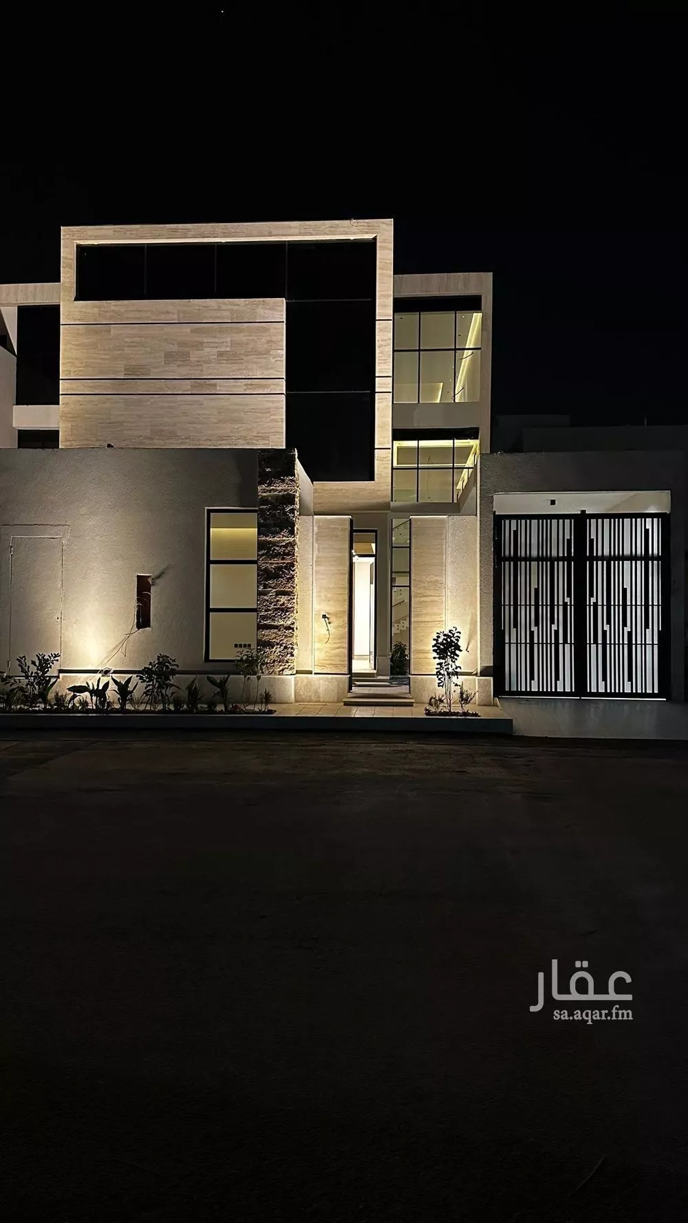 عمارة 375 م² في المهدية 4