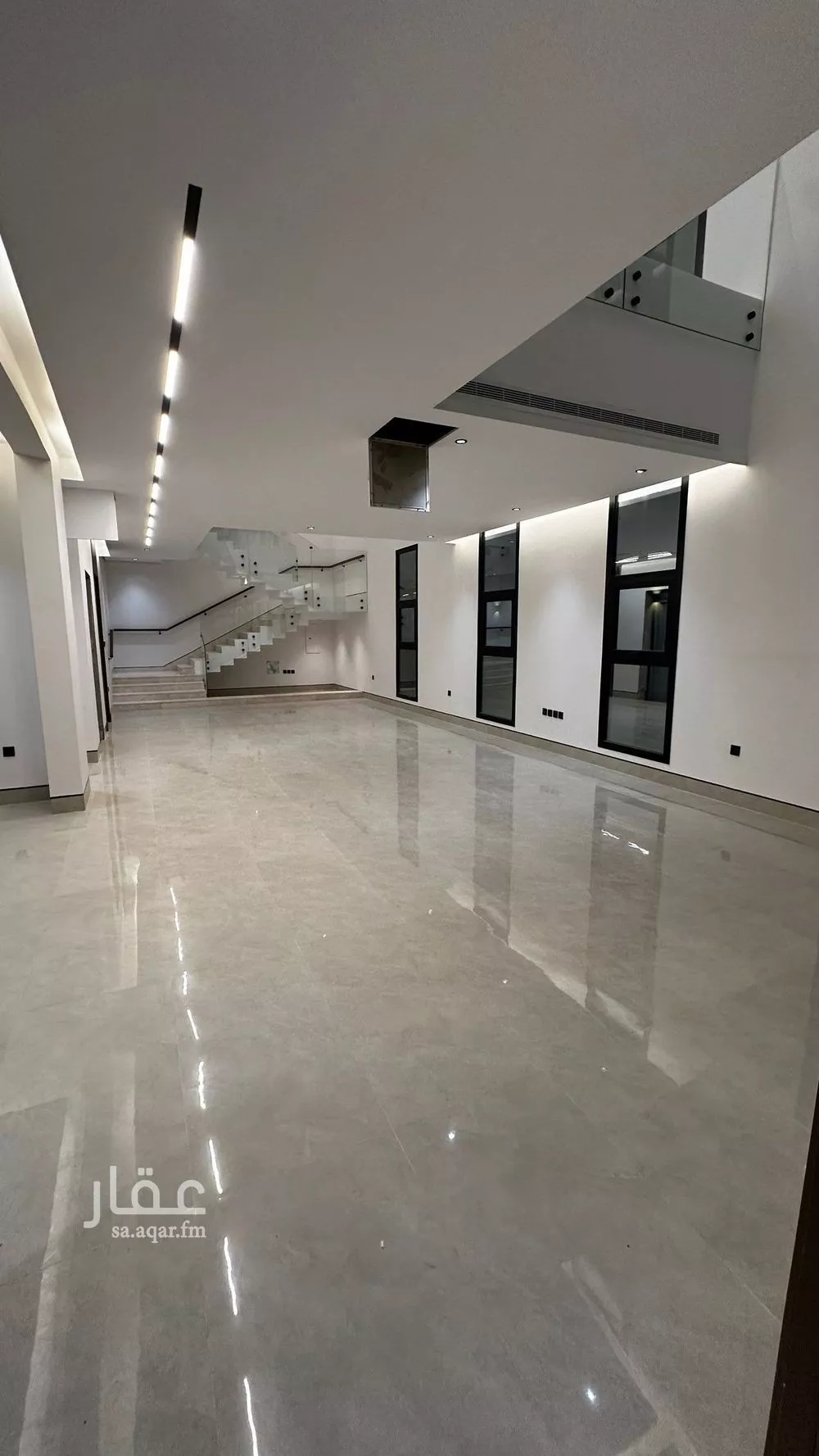 عمارة 375 م² في المهدية 7