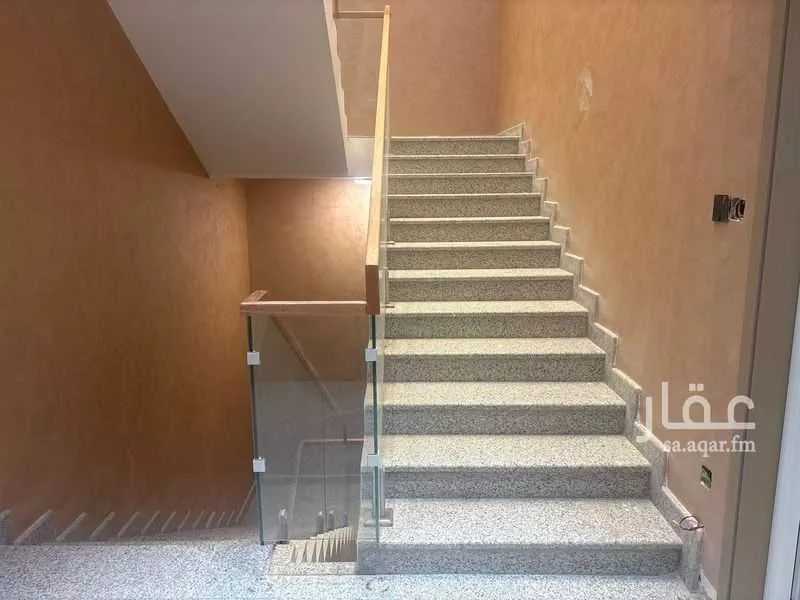 1881 sqm office in Al Sahafah 10