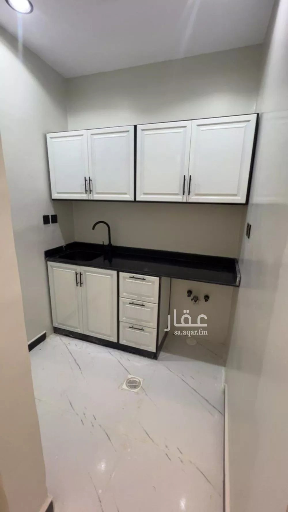 شقة 1 غرف في الروضة 6