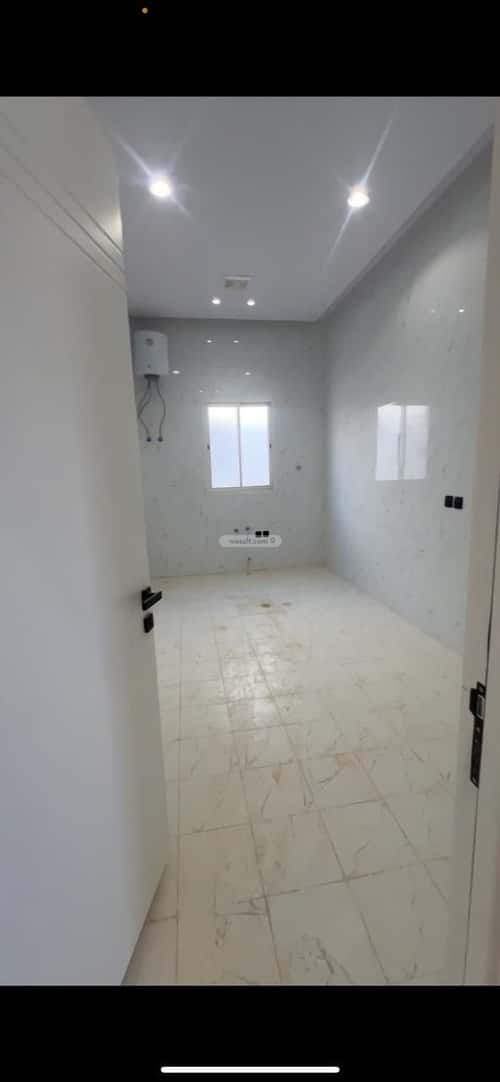 4 bedroom apartment in Al Janadriyah 6