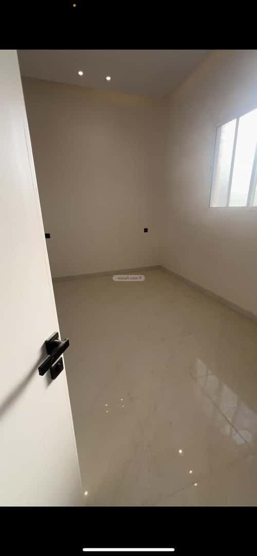 4 bedroom apartment in Al Janadriyah 9
