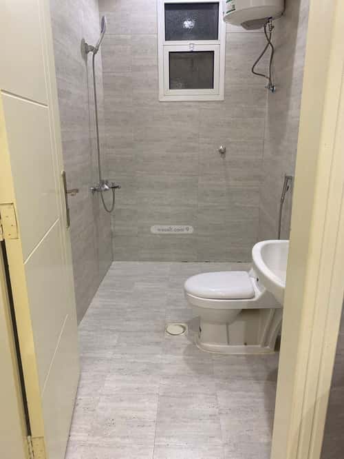 دور 10 غرف في عكاظ 9