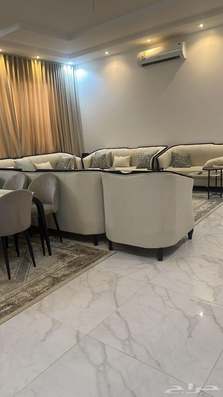 فيلا 16 غرف في البيان 2