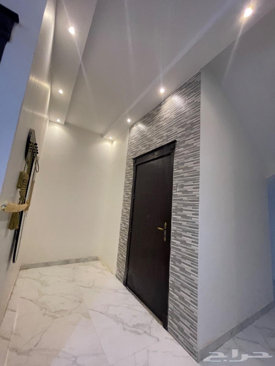 فيلا 16 غرف في البيان 18