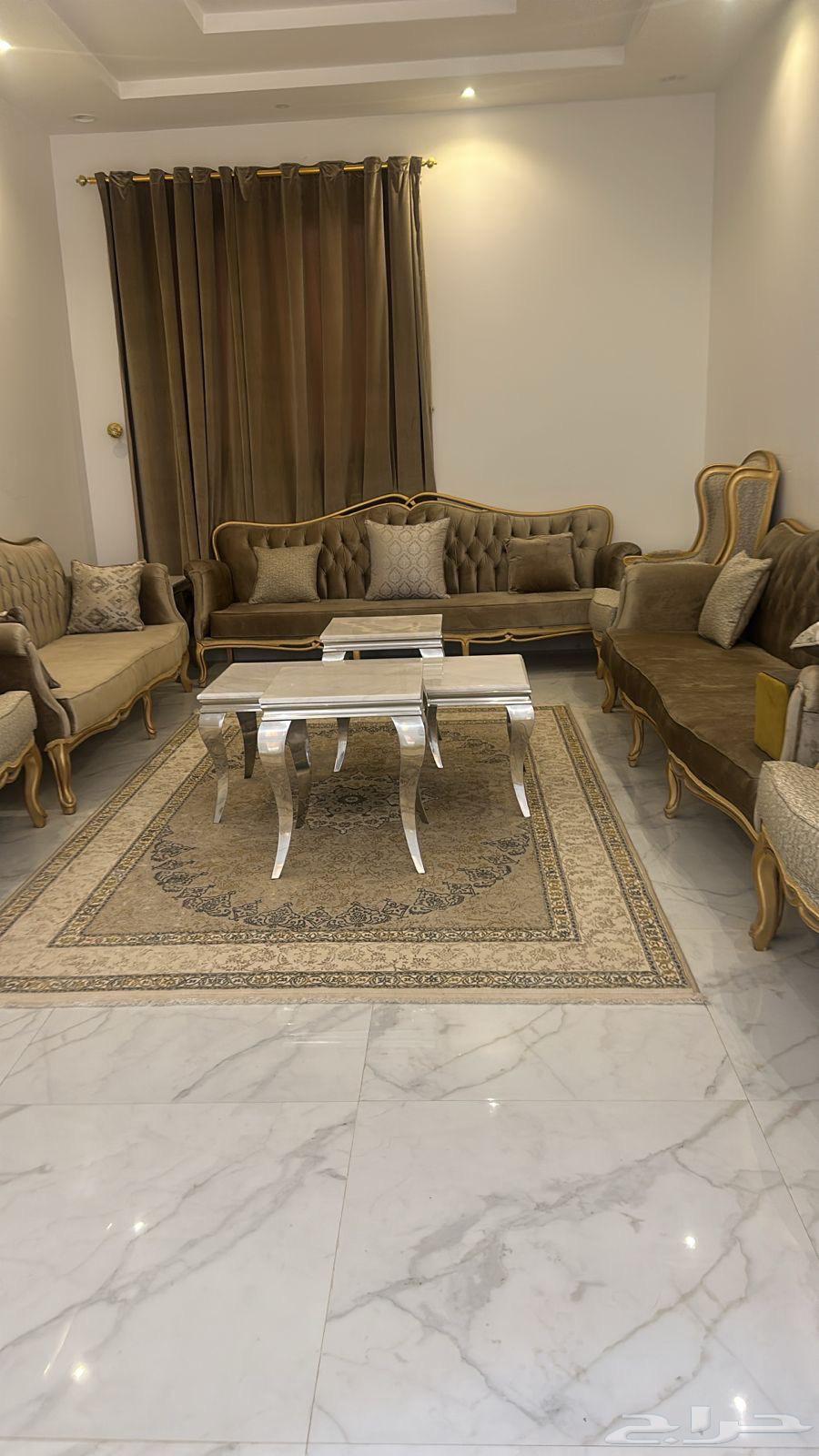 فيلا 16 غرف في البيان 8