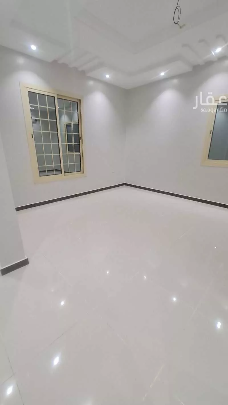 شقة 5 غرف في الروابي 12