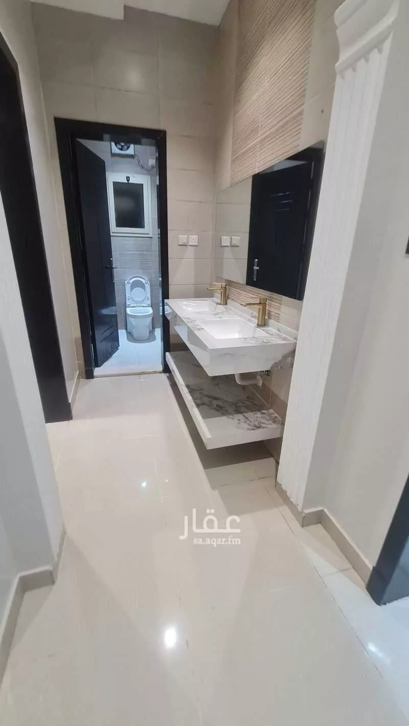 شقة 5 غرف في الروابي 17