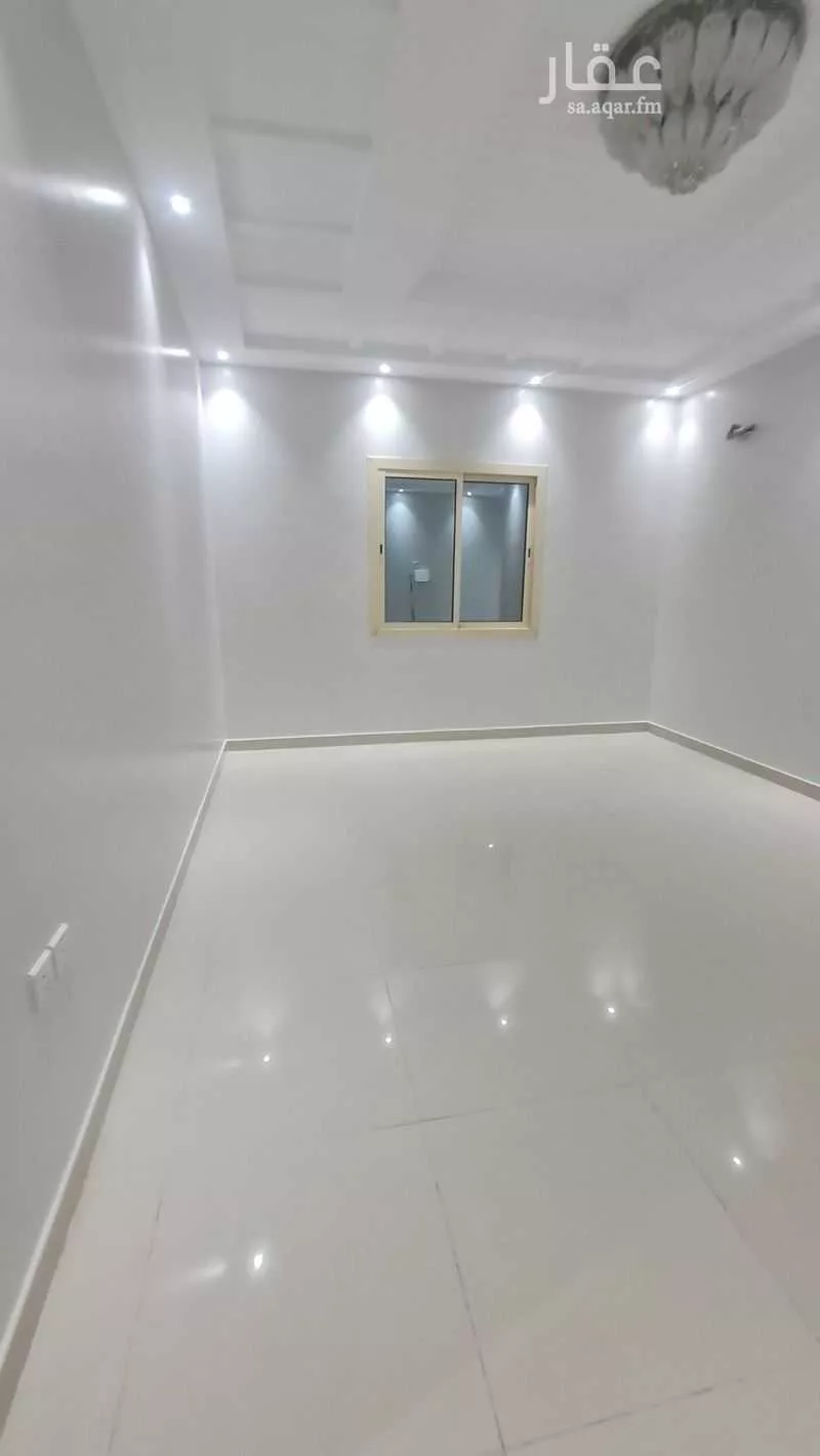 شقة 5 غرف في الروابي 9