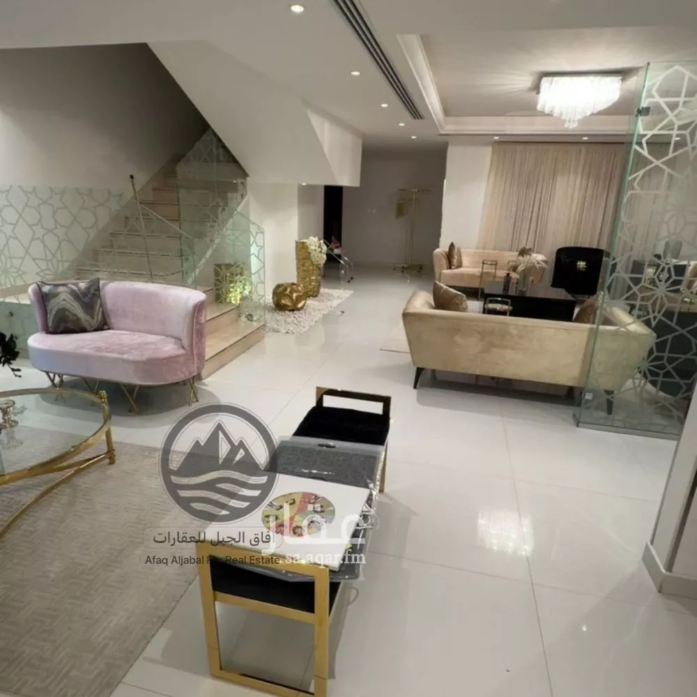 5 bedroom villa in Al Narjis 11