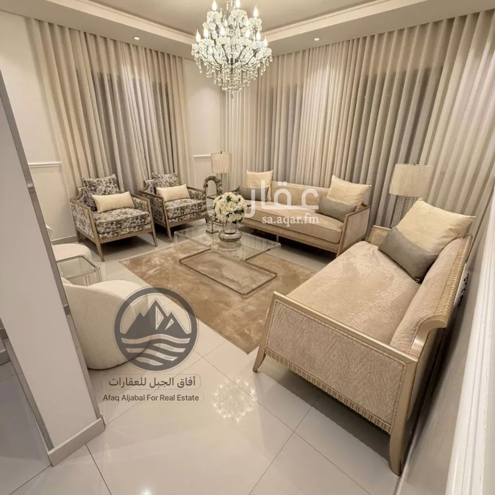 5 bedroom villa in Al Narjis 12